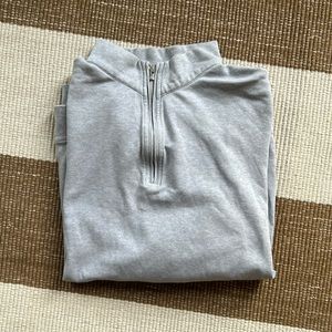 Peter Millar cotton 1/4 zip pullover. Men’s large